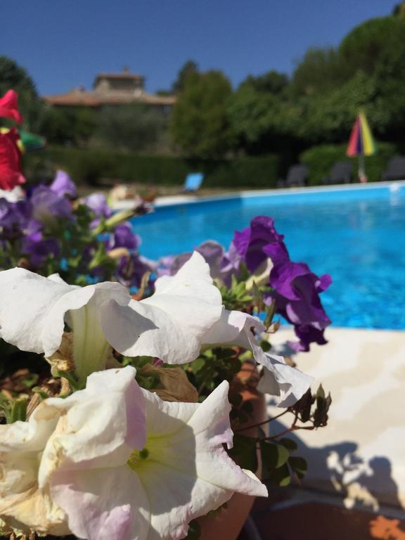 Poggio Paradiso Apartments Mengara Δωμάτιο φωτογραφία